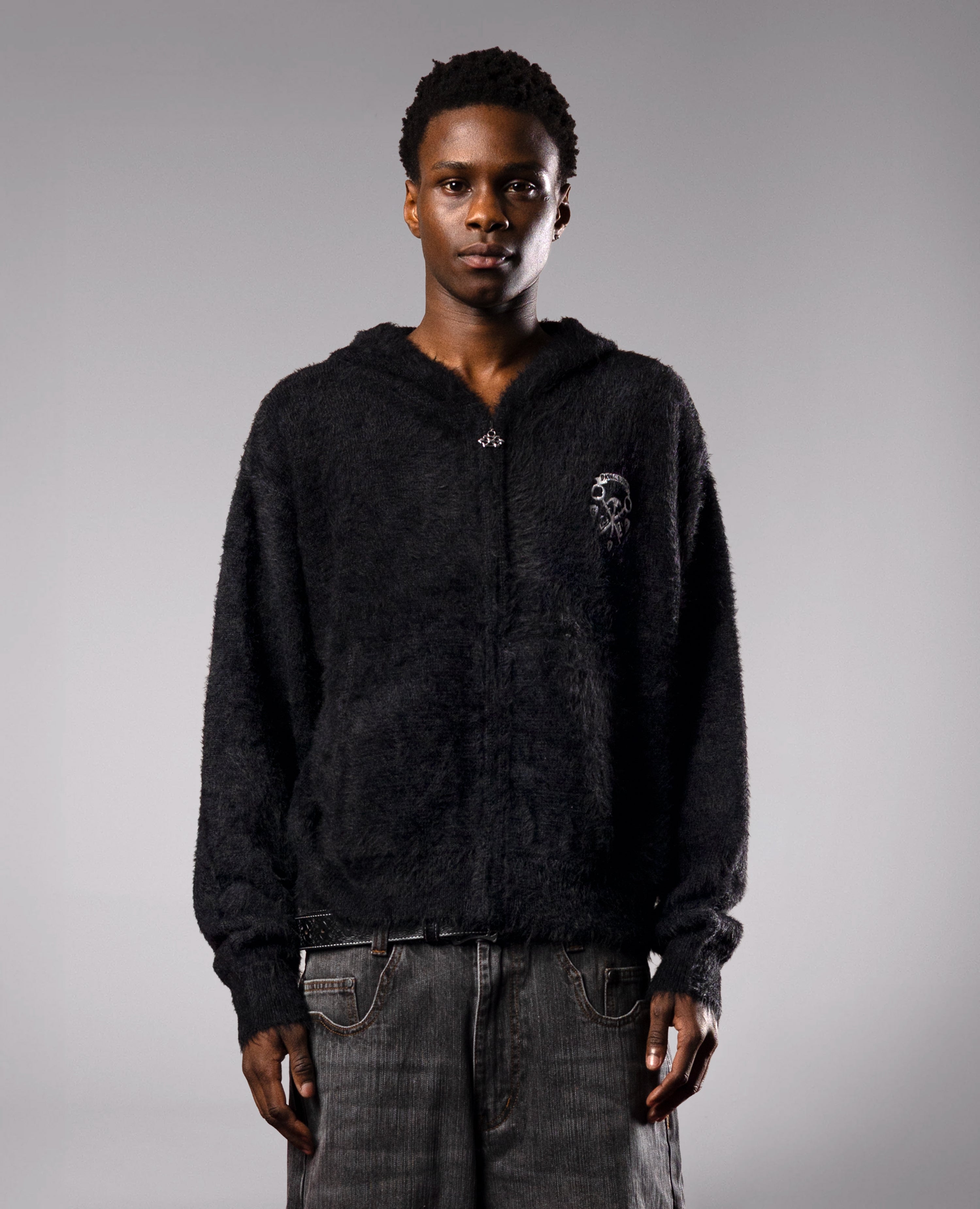 BLACK CLASSIC FUR ZIP