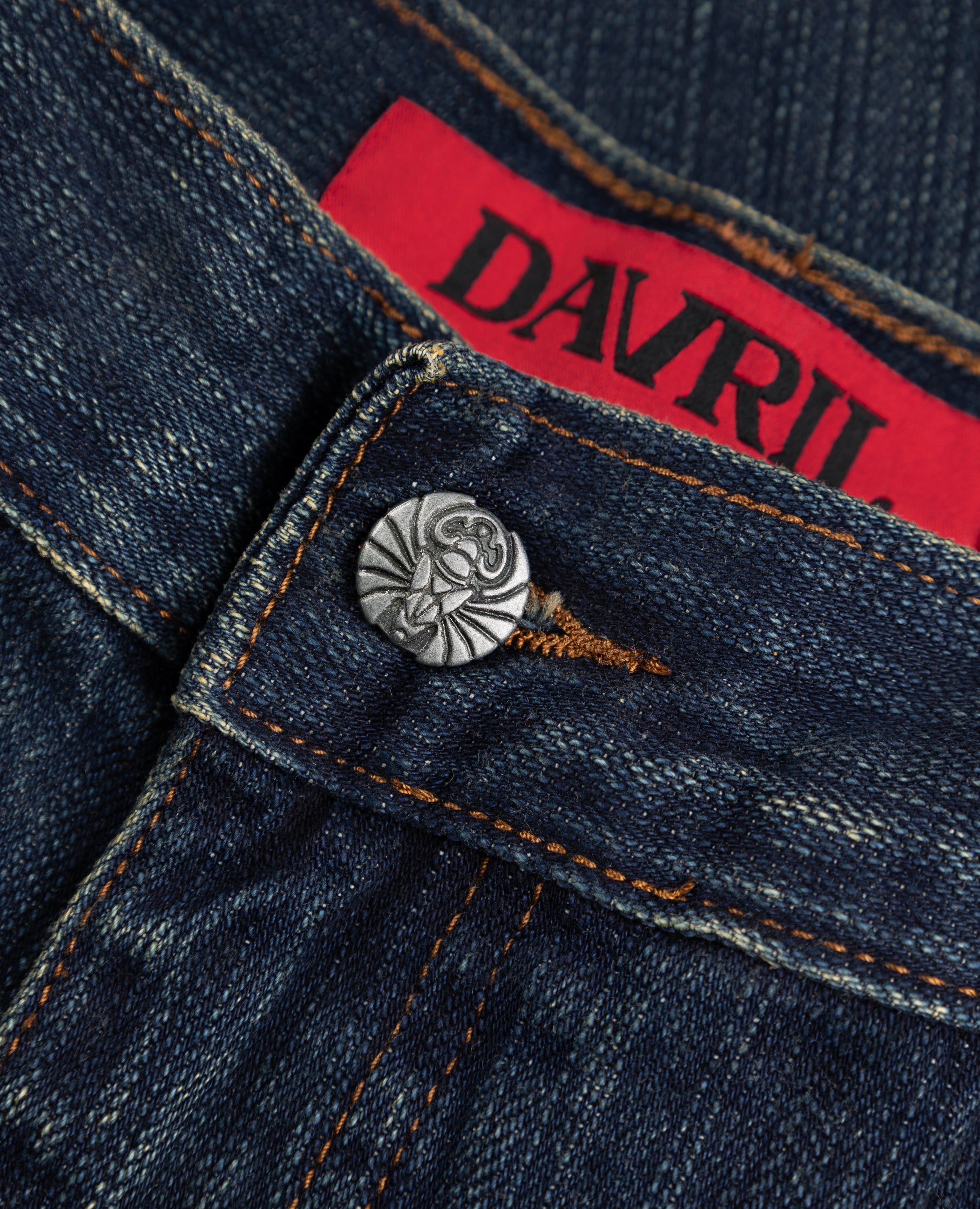 USED POCKETS STRAIGHT DENIM