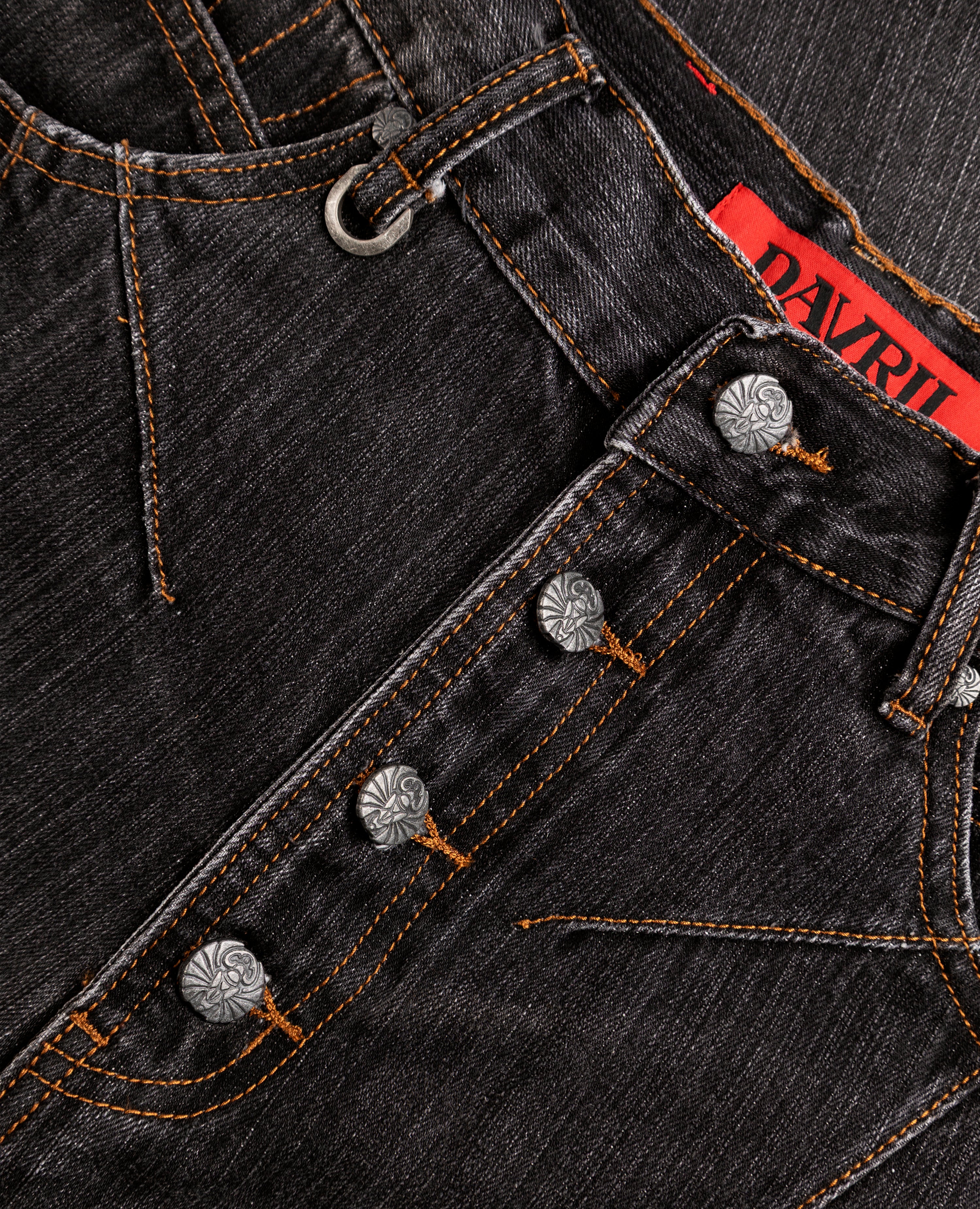 BLACK BEAM ULTRA-LOOSE FIT DENIM