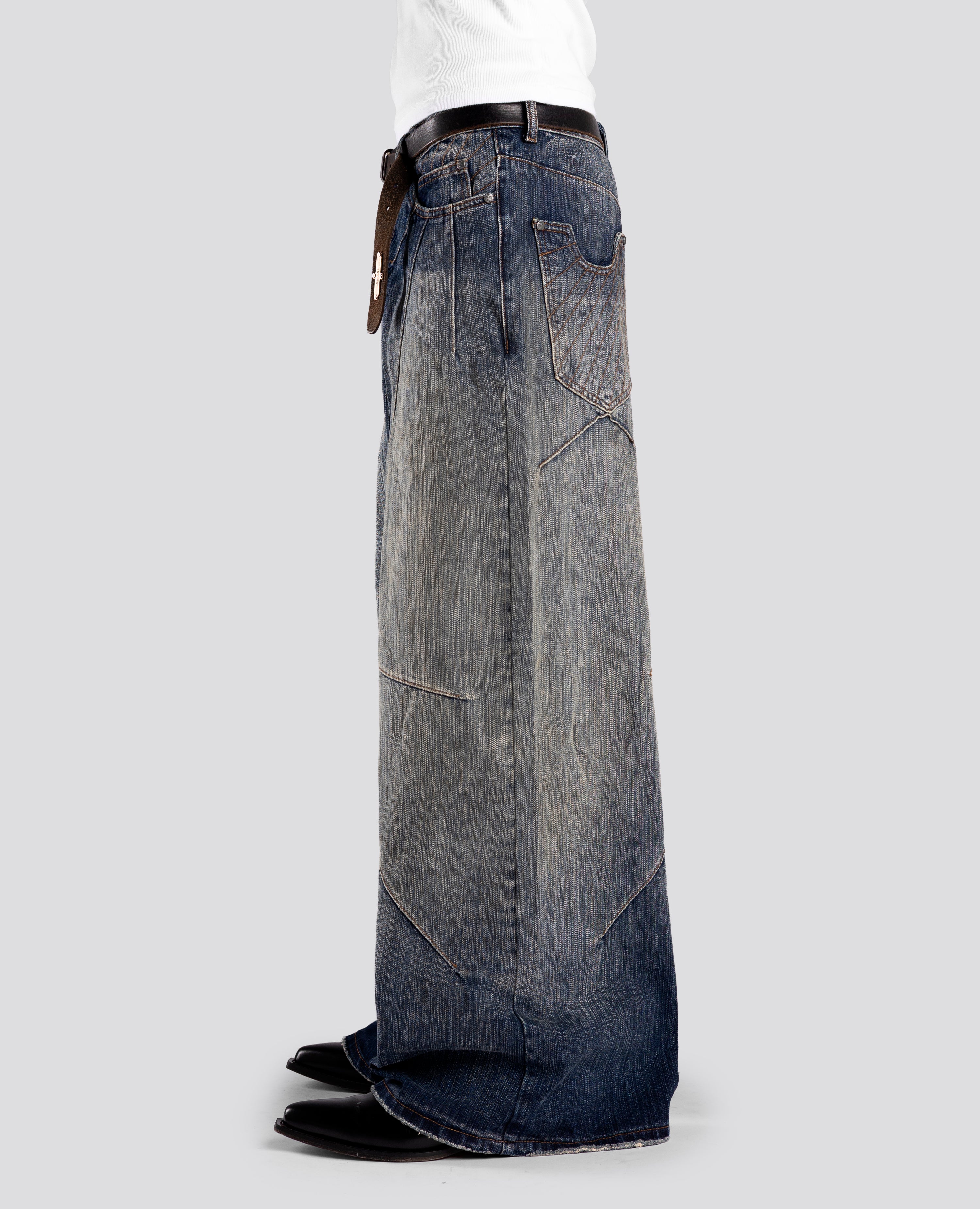 BLUE BEAM ULTRA-LOOSE FIT DENIM