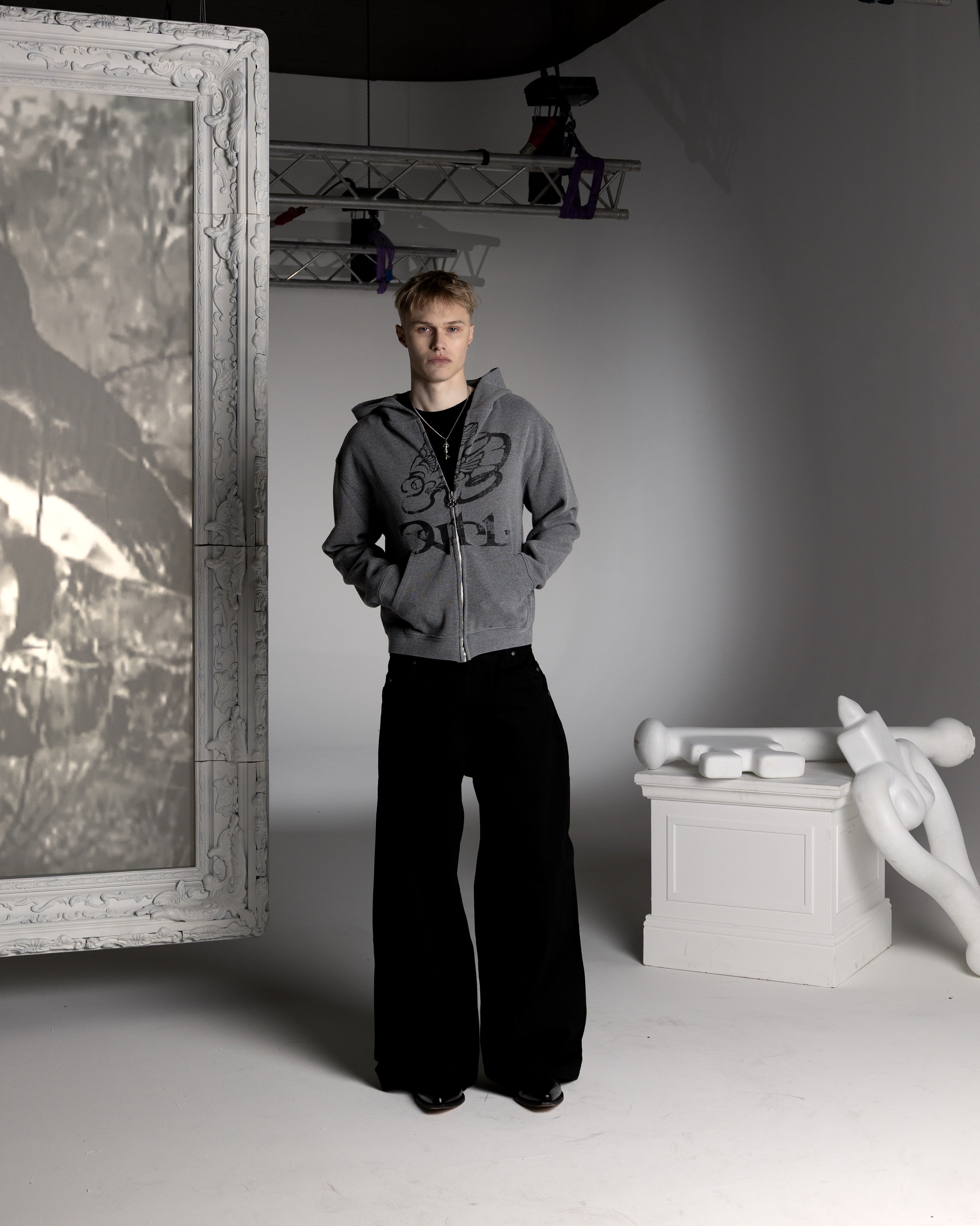 GREY BATTLE WAFFLE ZIP