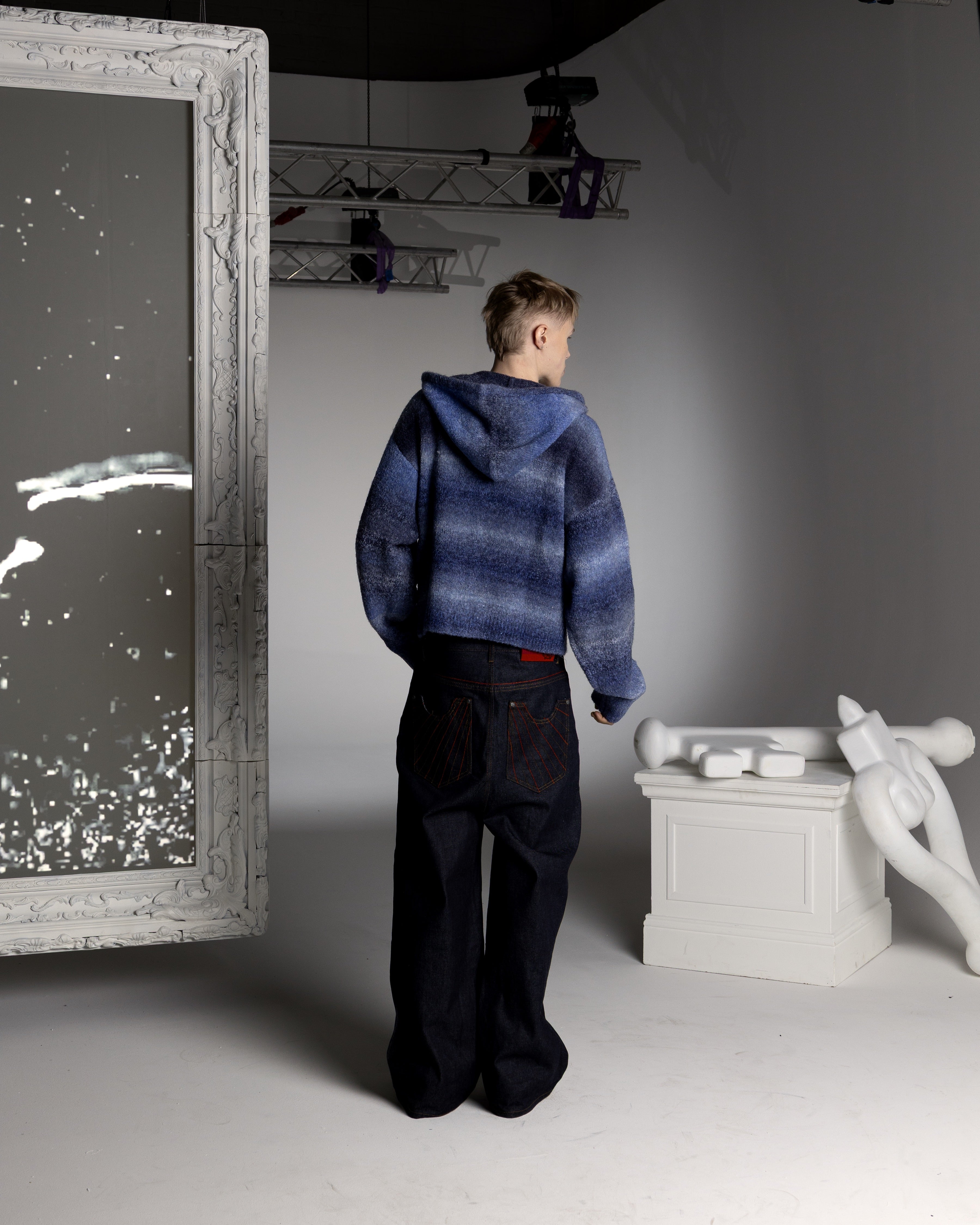 DOWN BLUE GRADIENT ZIP