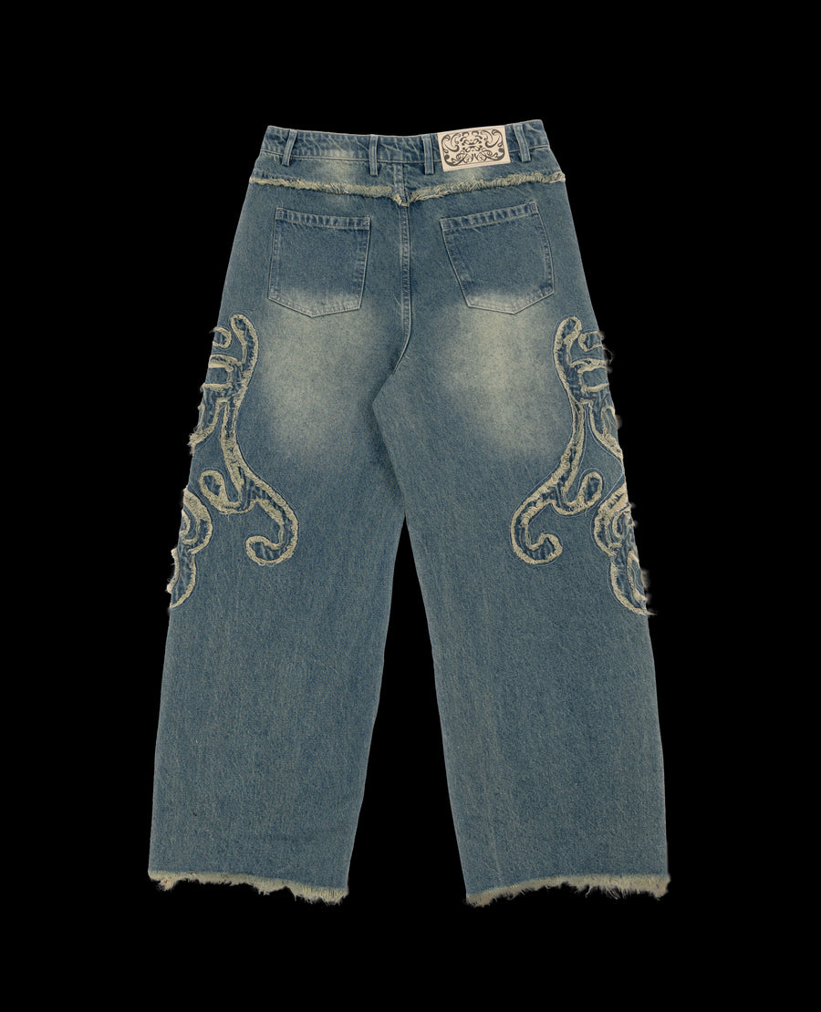 BLUE PATCH DENIM